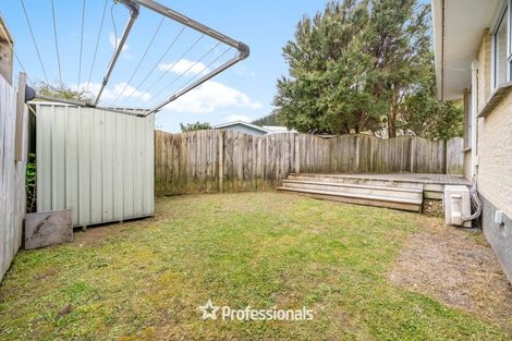 Photo of property in 15b Pencarrow Crescent, Wainuiomata, Lower Hutt, 5014