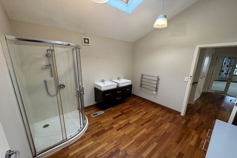 Photo of property in 365 Willis Street, Mount Cook, Wellington, 6011