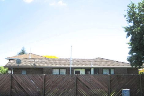 Photo of property in 5 Langham Place, Redwood, Christchurch, 8051