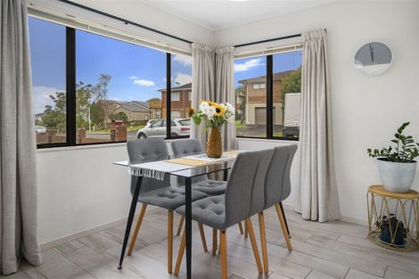 Photo of property in 1/16 Petrel Place, Massey, Auckland, 0614