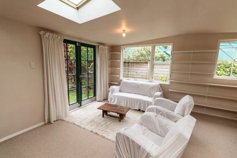 Photo of property in 11 Levina Avenue, Aro Valley, Wellington, 6021