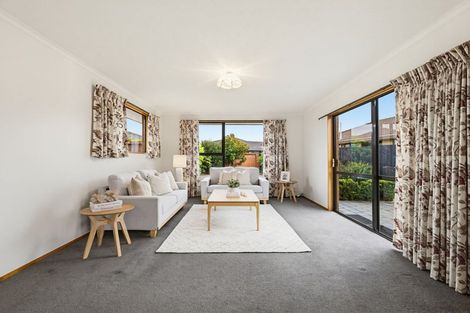 Photo of property in 37 Ben Nevis Drive, Broomfield, Christchurch, 8042