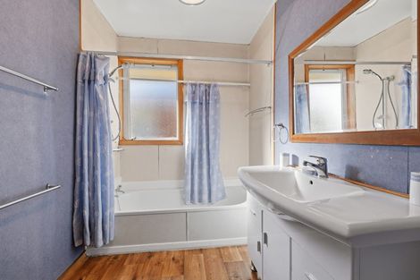 Photo of property in 132 Macandrew Road, South Dunedin, Dunedin, 9012