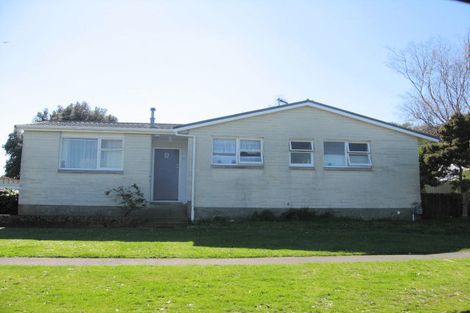 Photo of property in 35 Morgan Crescent, Levin, 5510