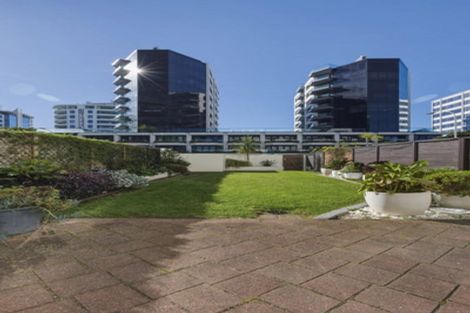 Photo of property in 2/12 Maunganui Road, Mount Maunganui, 3116