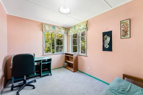 Photo of property in 98 Hair Street, Wainuiomata, Lower Hutt, 5014