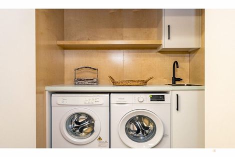 Photo of property in 1 Hislop Street, Geraldine, 7930