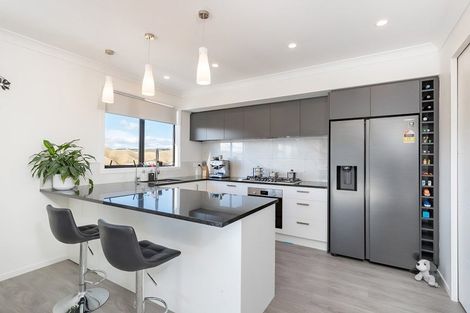 Photo of property in 12 Atherton Terrace, Churton Park, Wellington, 6037