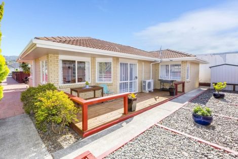 Photo of property in 43a Sheridan Crescent, Trentham, Upper Hutt, 5018