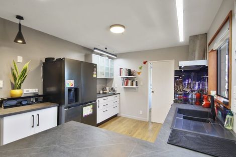 Photo of property in 1 Wakelin Place, Redwood, Christchurch, 8051