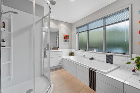 Photo of property in 21c Bradley Avenue, Pyes Pa, Tauranga, 3112