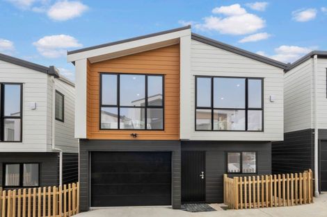 Photo of property in 106d Taikata Road, Te Atatu Peninsula, Auckland, 0610