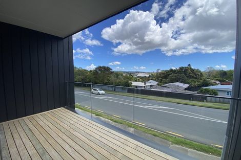 Photo of property in 6/36 Edmonton Road, Henderson, Auckland, 0612