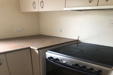 Photo of property in 56 Newington Road, Henderson, Auckland, 0612