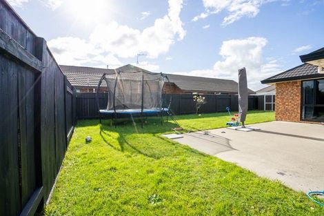Photo of property in 33 Geneva Terrace, Kelvin Grove, Palmerston North, 4414