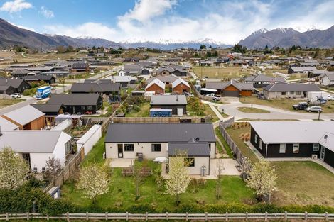 Photo of property in 31 Dingle Street, Lake Hawea, 9382