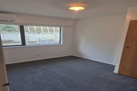 Photo of property in 49a Albatross Close, Whitby, Porirua, 5024