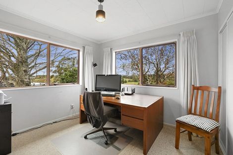 Photo of property in 167 Govett Avenue, Frankleigh Park, New Plymouth, 4310