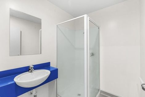 Photo of property in 4/340 Lincoln Road, Addington, Christchurch, 8024