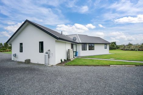 Photo of property in 171 Dunns Road, Otatara, Invercargill, 9879
