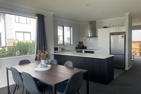 Photo of property in 23 Nellie Drive, Kumeu, 0810