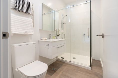 Photo of property in 121d The Parade, Island Bay, Wellington, 6023