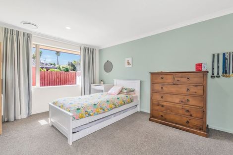 Photo of property in 18 Glenwood Drive, Prebbleton, 7604