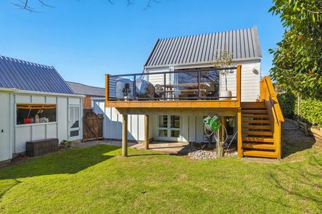 Photo of property in 13 Walton Road, Paraparaumu Beach, Paraparaumu, 5032