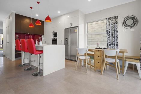 Photo of property in 35 Kanuka Road, Hobsonville, Auckland, 0616