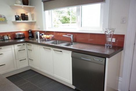 Photo of property in 92 Warrington Street, Mairehau, Christchurch, 8013