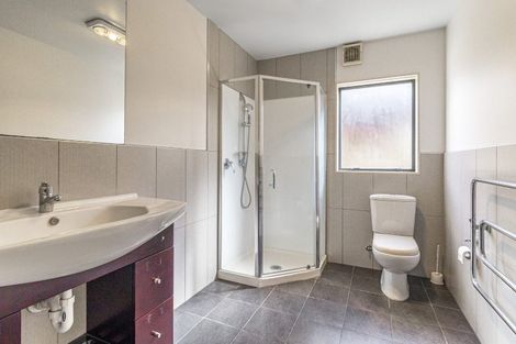 Photo of property in 37 Kestev Drive, Flat Bush, Auckland, 2016
