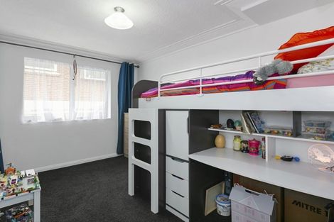 Photo of property in 40 Weir Street, Green Island, Dunedin, 9018