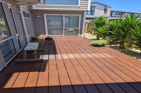 Photo of property in 27 Lockheed Street, Hobsonville, Auckland, 0618