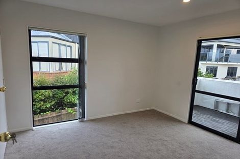 Photo of property in 12 Westergrove Place, West Harbour, Auckland, 0618