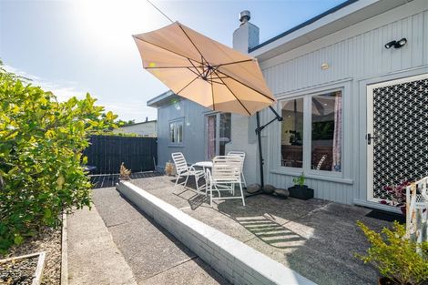 Photo of property in 176 Henderson Valley Road, Henderson, Auckland, 0612