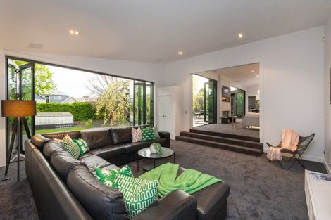 Photo of property in 27a Phoenix Avenue, Hokowhitu, Palmerston North, 4410