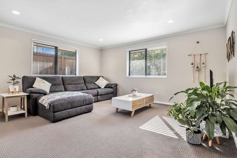 Photo of property in 3a Kaiwaka Road, Waiuku, 2123