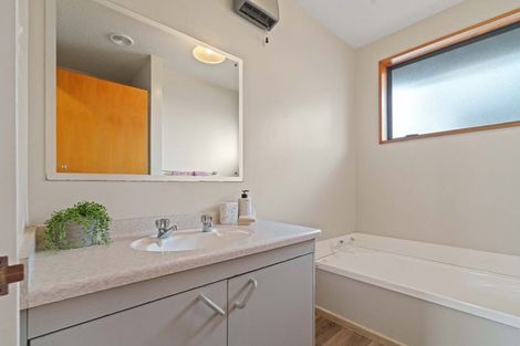Photo of property in 19 Cunningham Place, Halswell, Christchurch, 8025