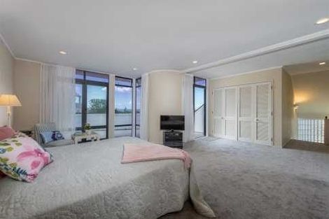 Photo of property in 103 Aberdeen Road, Castor Bay, Auckland, 0620