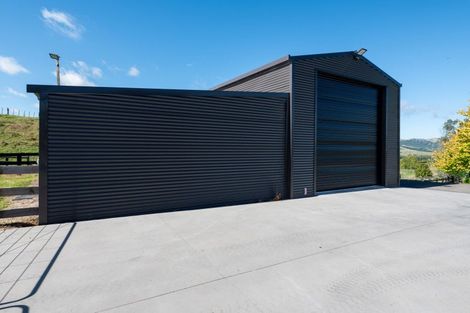Photo of property in 122 Hitiri Road, Kinloch, Taupo, 3377