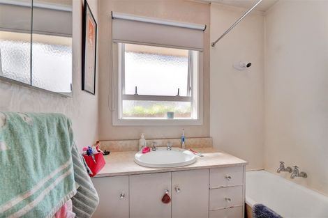 Photo of property in 89 Dover Street, St Albans, Christchurch, 8014