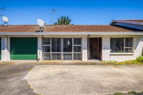 Photo of property in 2/66 Birdwood Avenue, Papatoetoe, Auckland, 2025