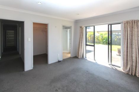 Photo of property in 15 Sarah Place, Papamoa Beach, Papamoa, 3118