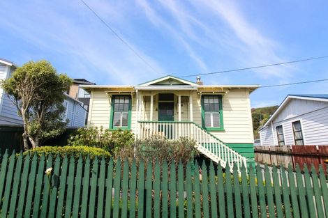 Photo of property in 25 Bombay Street, Ngaio, Wellington, 6035