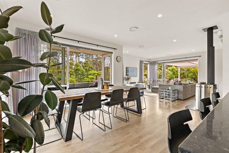 Photo of property in 2 Nikau Way, Riverhead, 0820