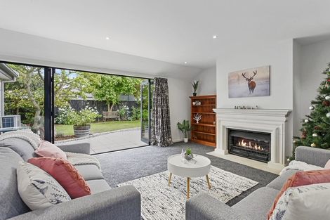 Photo of property in 17 Marsack Crescent, Halswell, Christchurch, 8025