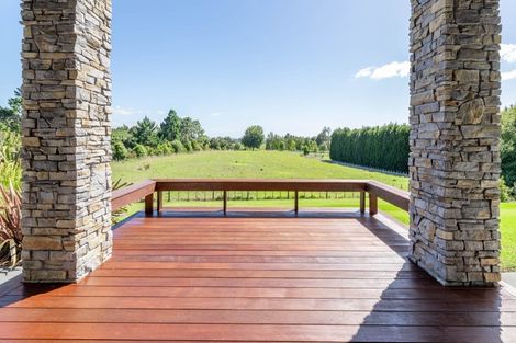Photo of property in 30c Thompsons Track, Aongatete, 3178