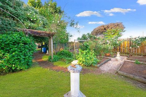 Photo of property in 27 Walters Road, Takanini, 2112