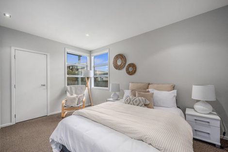 Photo of property in 5 Te Mauri Place, Omaha, 0986