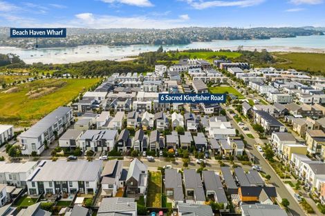 Photo of property in 6 Sacred Kingfisher Road, Hobsonville, Auckland, 0616